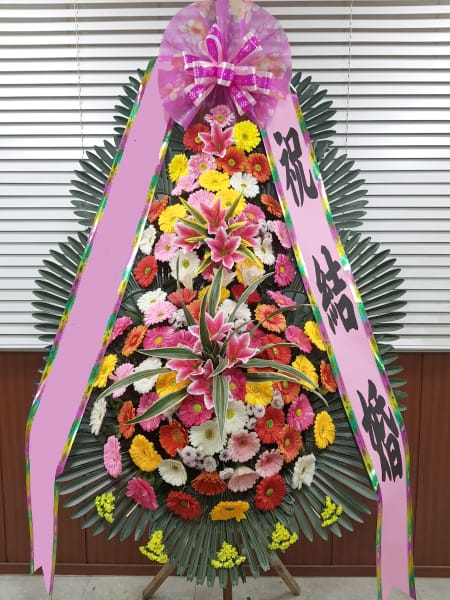 더베일리하우스 삼성점 대학원 원우회 동문들이 마음을 담은 3단 축하화환